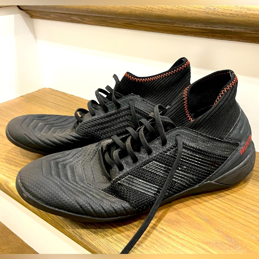 Adidas Predator Men’s Indoor Soccer Cleats. Size 9.5